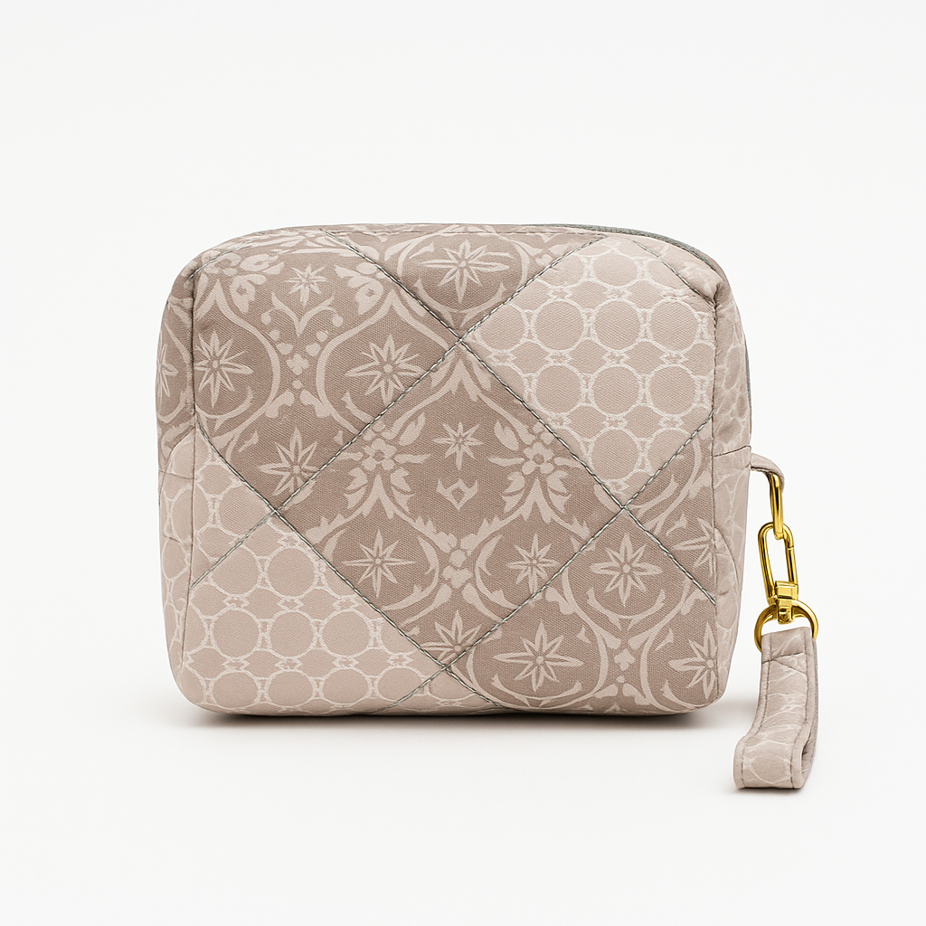 Quilted Maison Haya pouch with gold zip