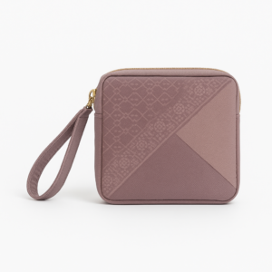 maison_haya_prayer_dress_travel_3 Compact Travel Prayer Outfit – Portable Muslim Women’s Prayer Set with Pouch Patchwork