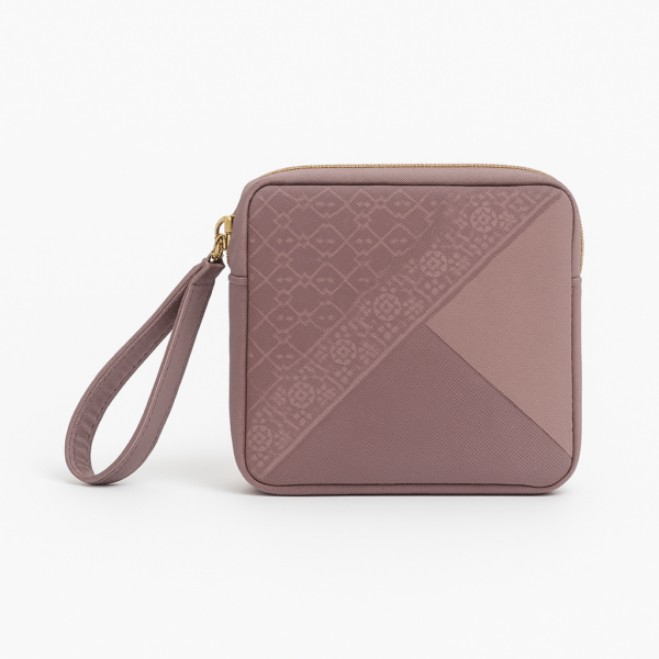 maison_haya_prayer_dress_travel_3 Dusty mauve Travel Prayer Set pouch with geometric patchwork panels, gold zip and wrist strap — Patchwork, Maison Haya