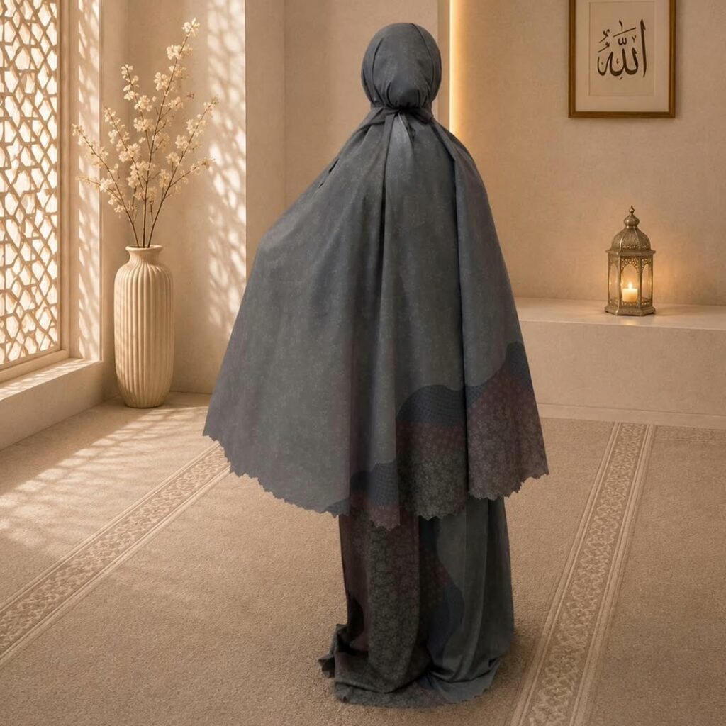 What Is a Prayer Dress? Why Every Muslim Woman Needs One